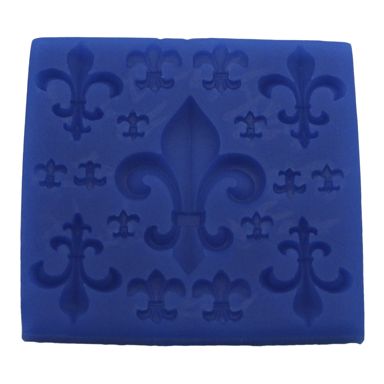 Fleur de lis Set 1/2" x 2"