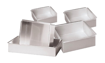 Quarter Sheet Cake Pan by Magic Line - USA